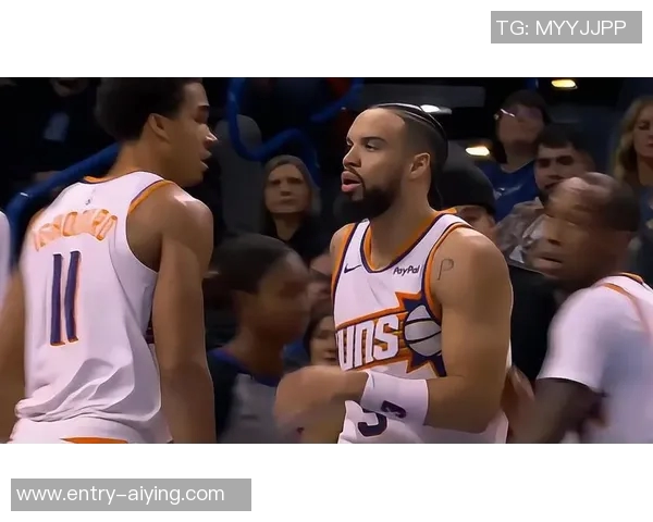 狄龙手感平平18投仅中7三分球命中率低迷依然贡献18分4板2抢断表现 狄龙手感平平18投仅中7三分球命中率低迷依然贡献18分4板2抢断表现